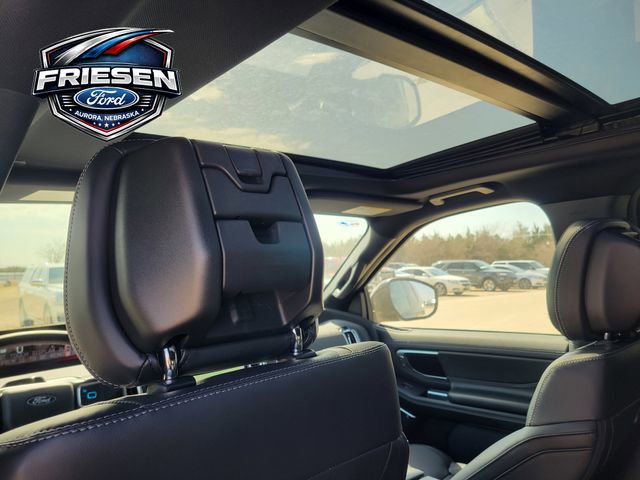 New 2026 Ford Expedition Max Platinum w/ Stealth Appearance Package image 32