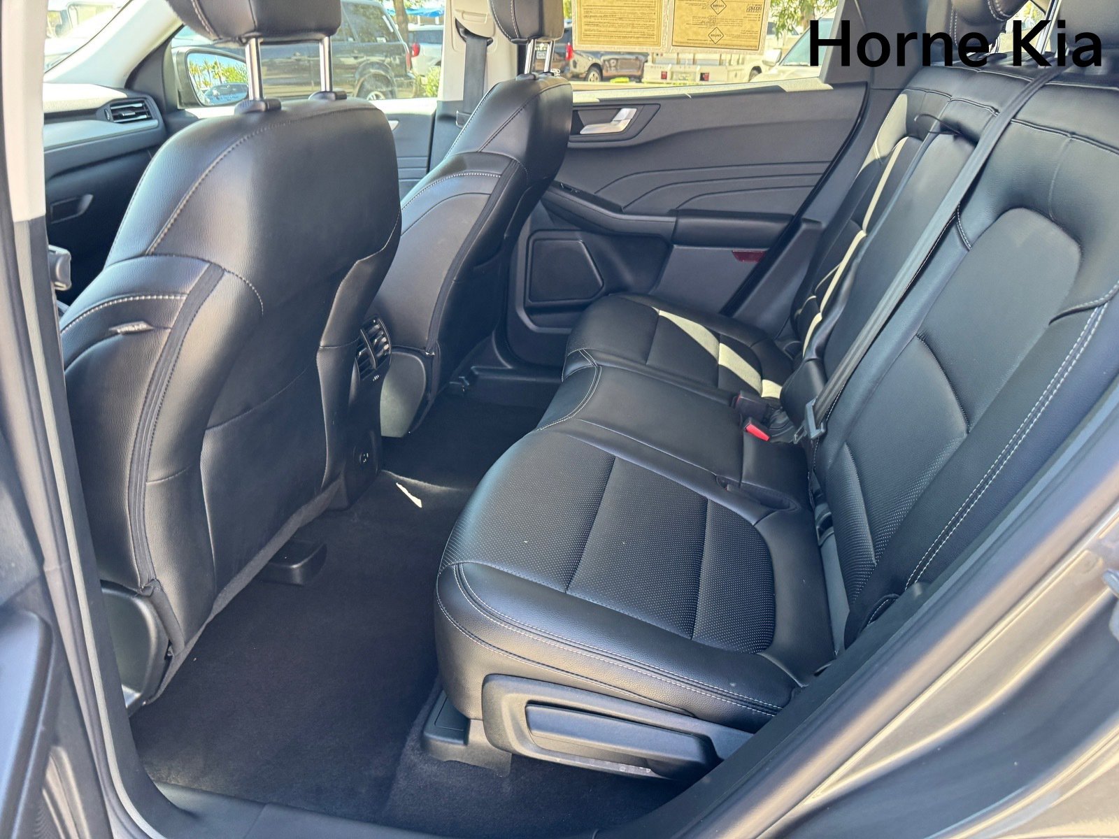 Used 2022 Ford Escape SEL w/ Technology Package FWD image 13