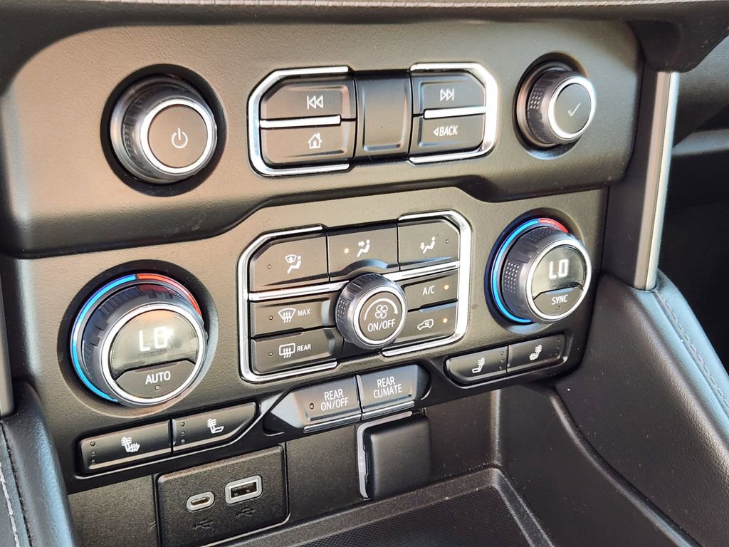 Used 2023 Chevrolet Tahoe LT image 19