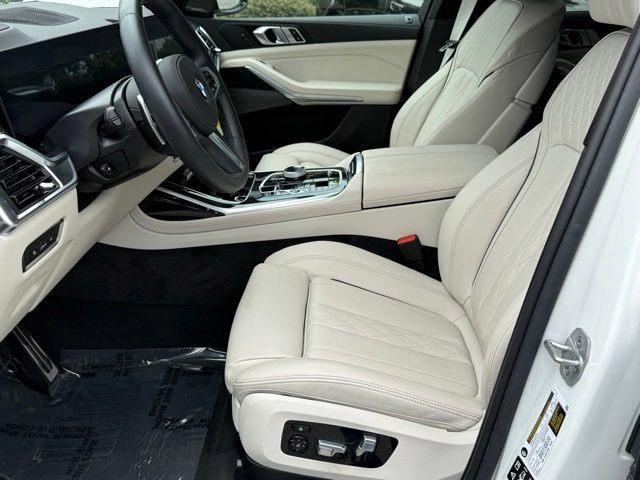 Used 2026 BMW X7 xDrive40i w/ M Sport Package AWD/4WD image 20