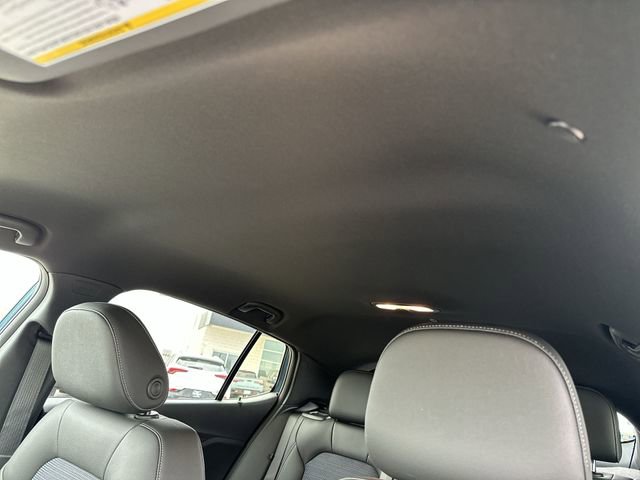 New 2026 Buick Envista Sport Touring FWD image 18