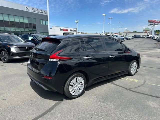 Used 2025 Nissan Leaf S FWD image 12