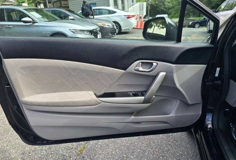 Used 2013 Honda Civic LX image 15