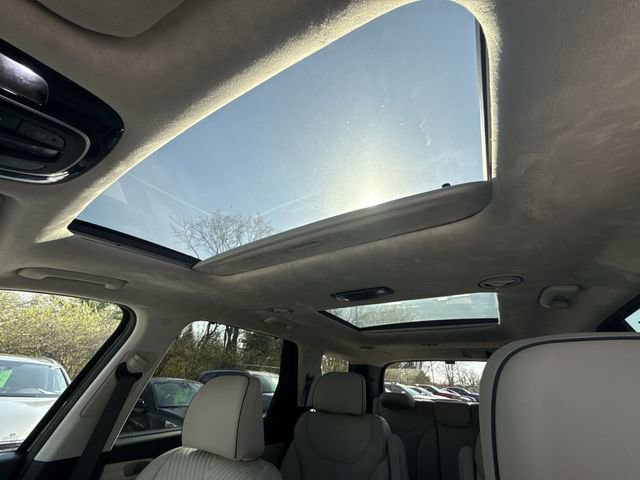 Used 2025 Hyundai Palisade Calligraphy FWD image 21