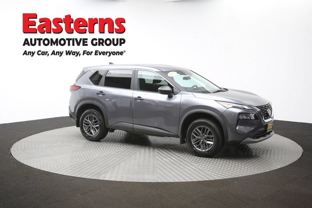 Used 2023 Nissan Rogue S AWD/4WD image 48