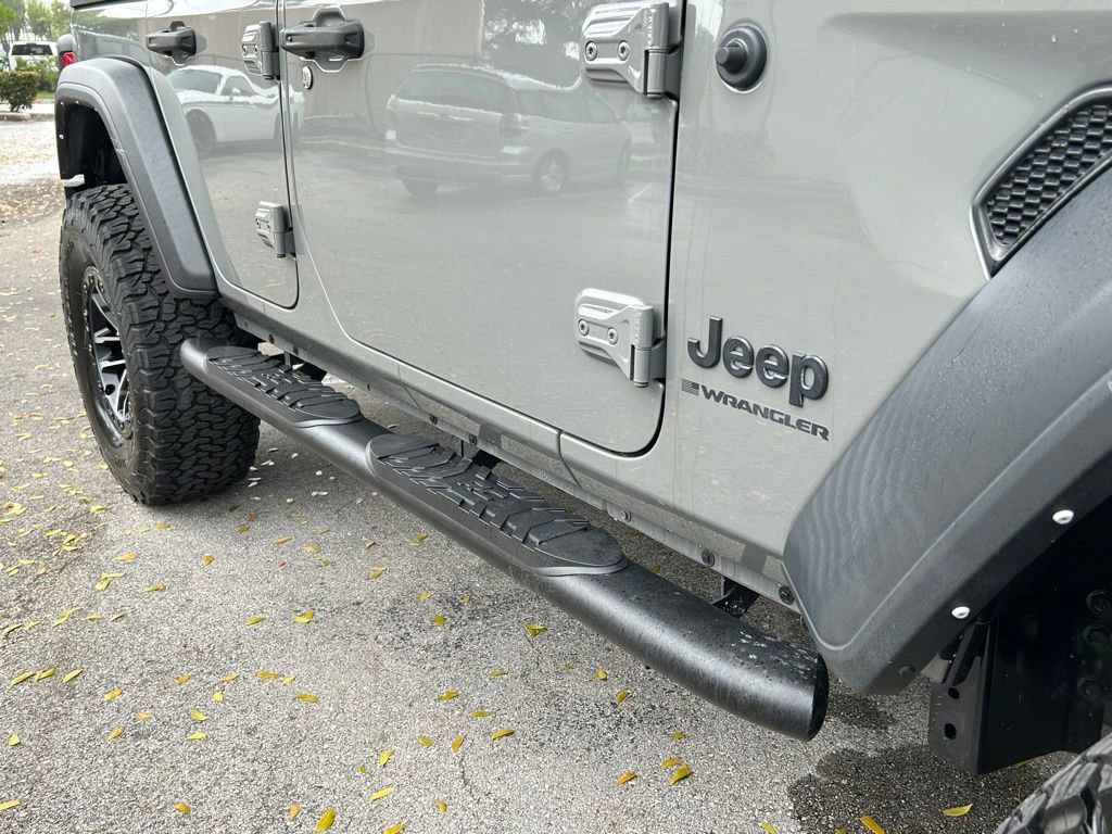 Certified 2023 Jeep Wrangler Unlimited Sport AWD/4WD image 33
