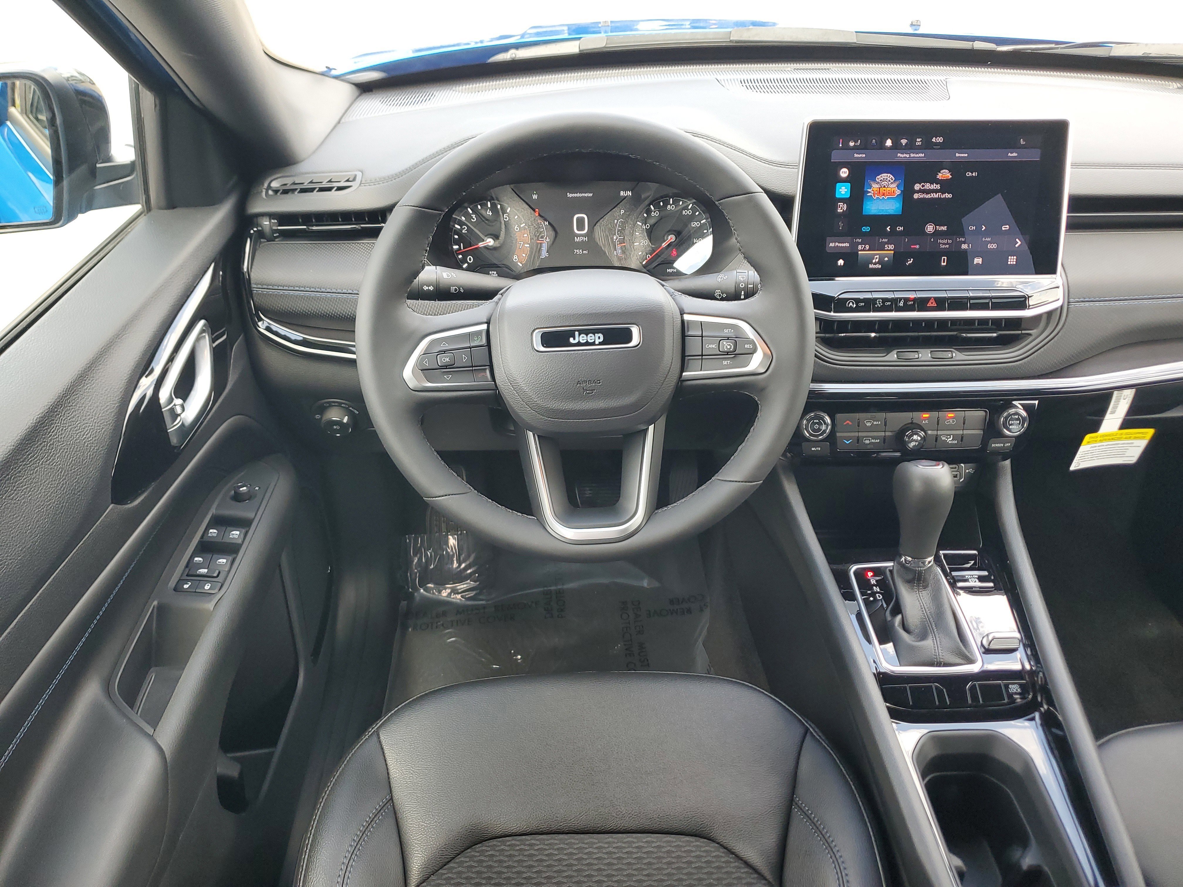 Used 2026 Jeep Compass Latitude AWD/4WD image 17