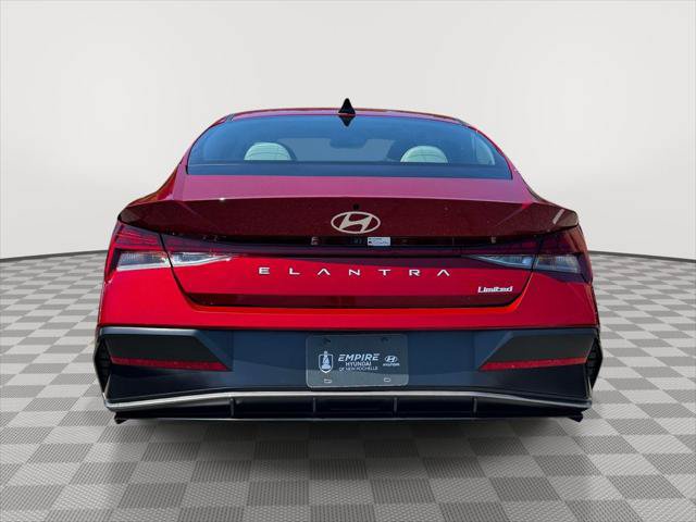 Used 2025 Hyundai Elantra Limited FWD image 5