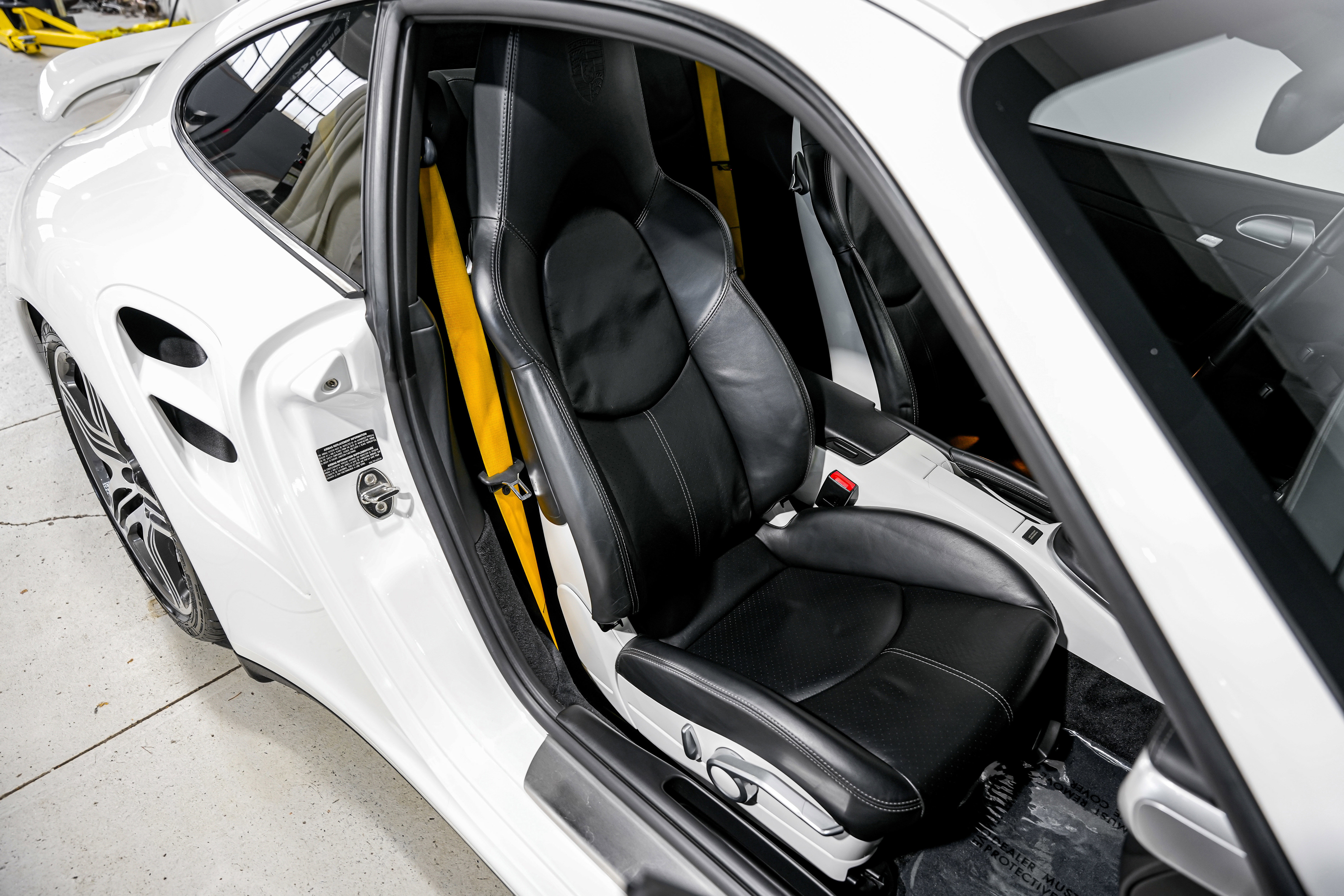 Used 2007 Porsche 911 Turbo image 28