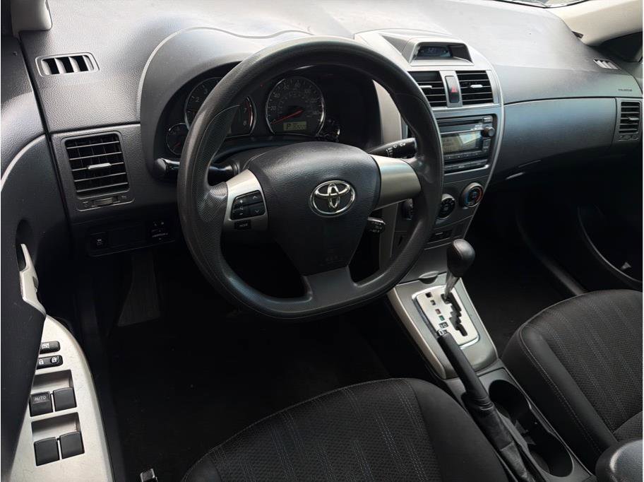 Used 2012 Toyota Corolla S image 2