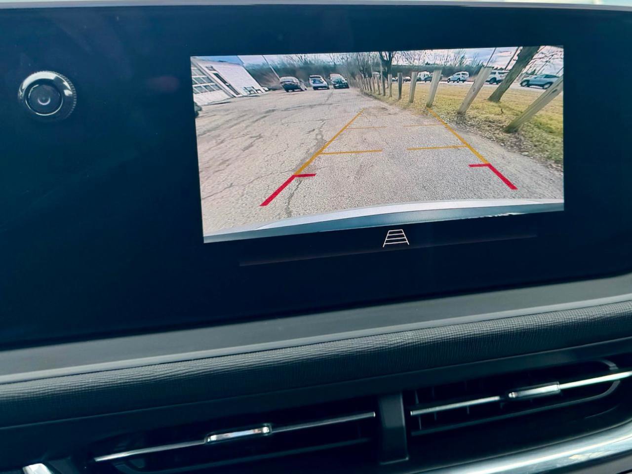 Used 2025 Buick Envista Preferred w/ Convenience I Package image 34