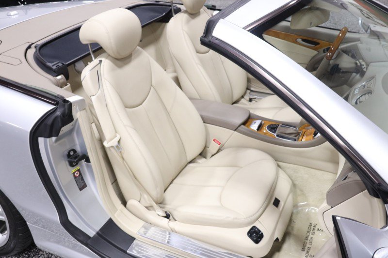 Used 2008 Mercedes-Benz SL 550 image 42