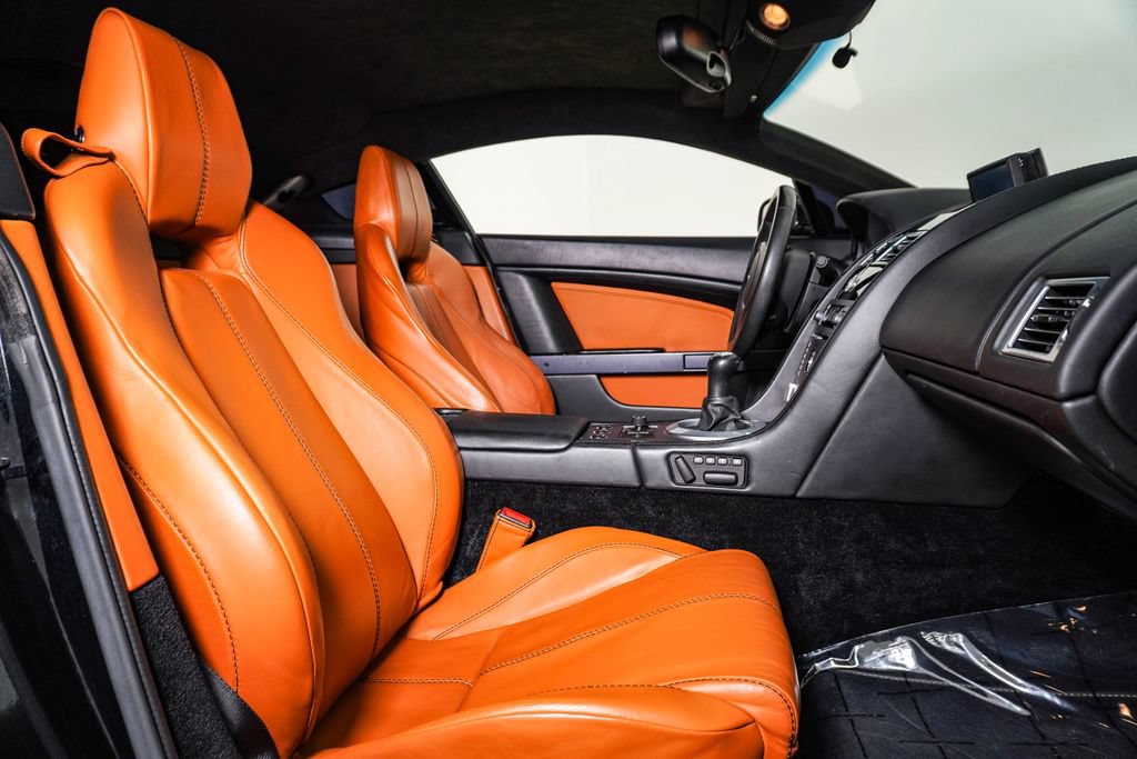 Used 2007 Aston Martin V8 Vantage Coupe RWD image 18