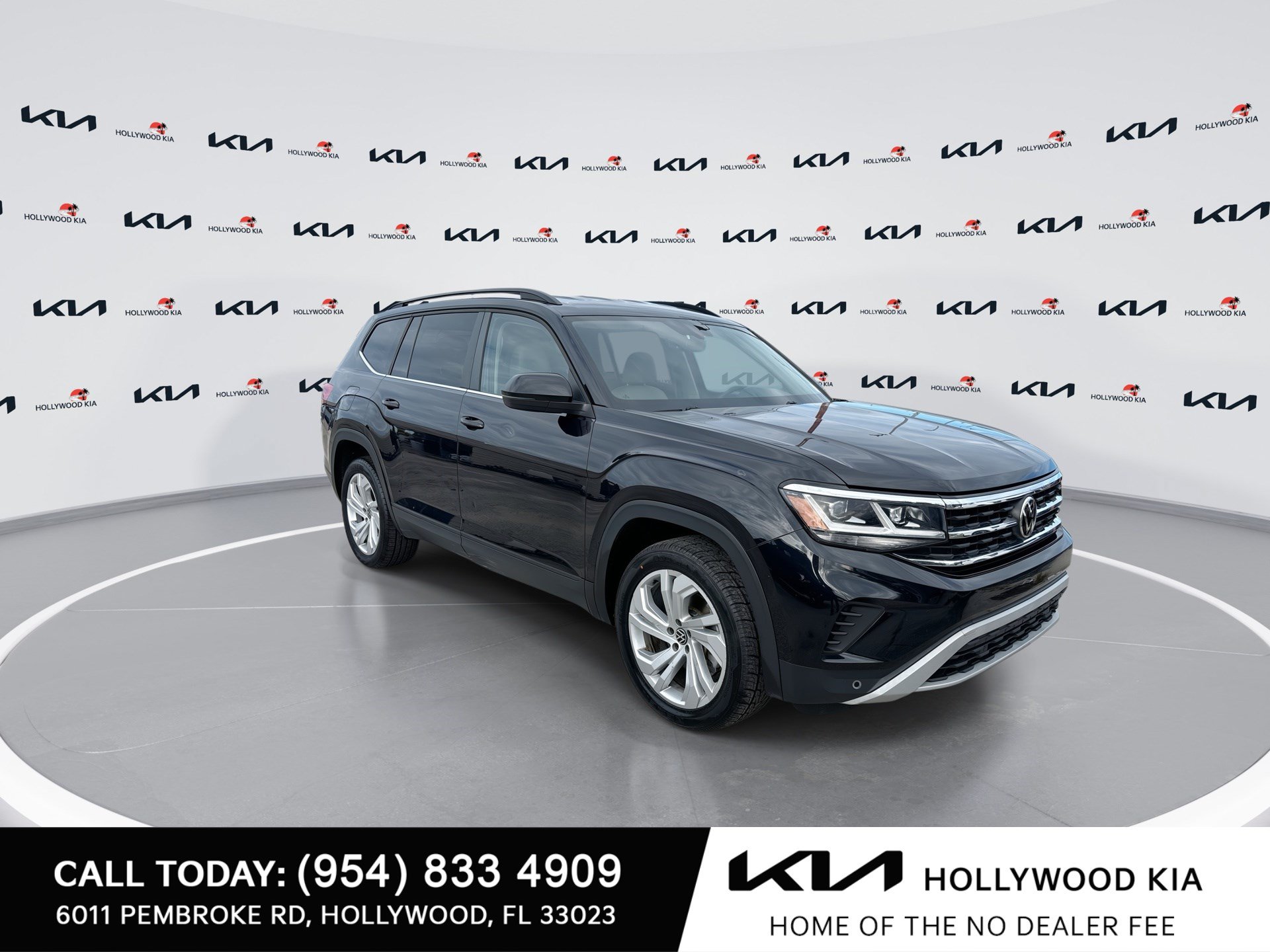 Used 2022 Volkswagen Atlas SE FWD image 2