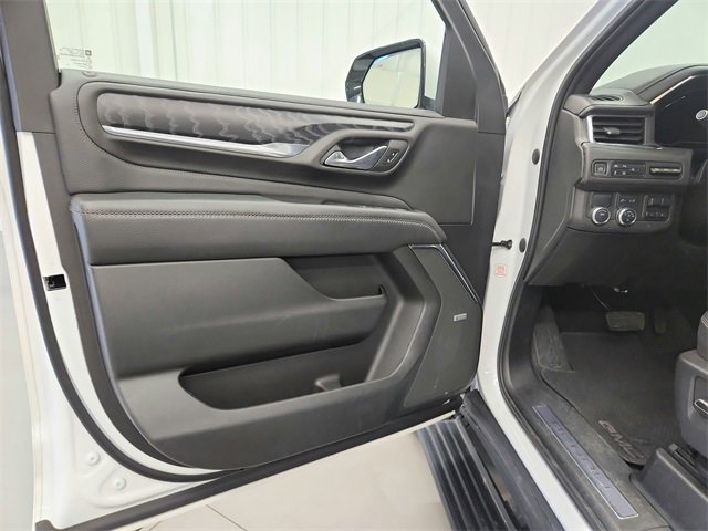 Used 2023 GMC Yukon Denali w/ Max Trailering Package image 35