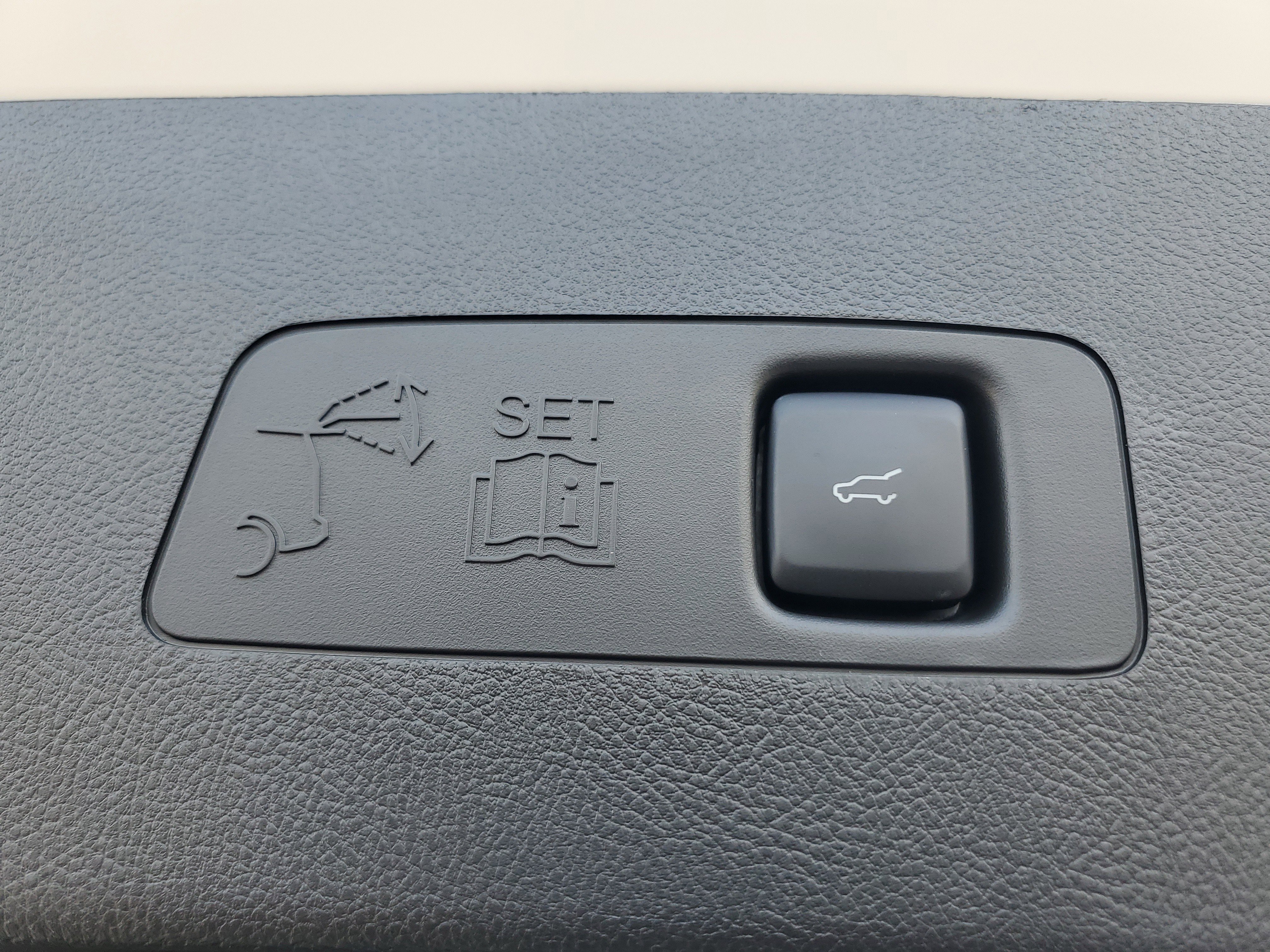 New 2026 Lincoln Corsair Reserve w/ Jet Appearance Package AWD/4WD image 30