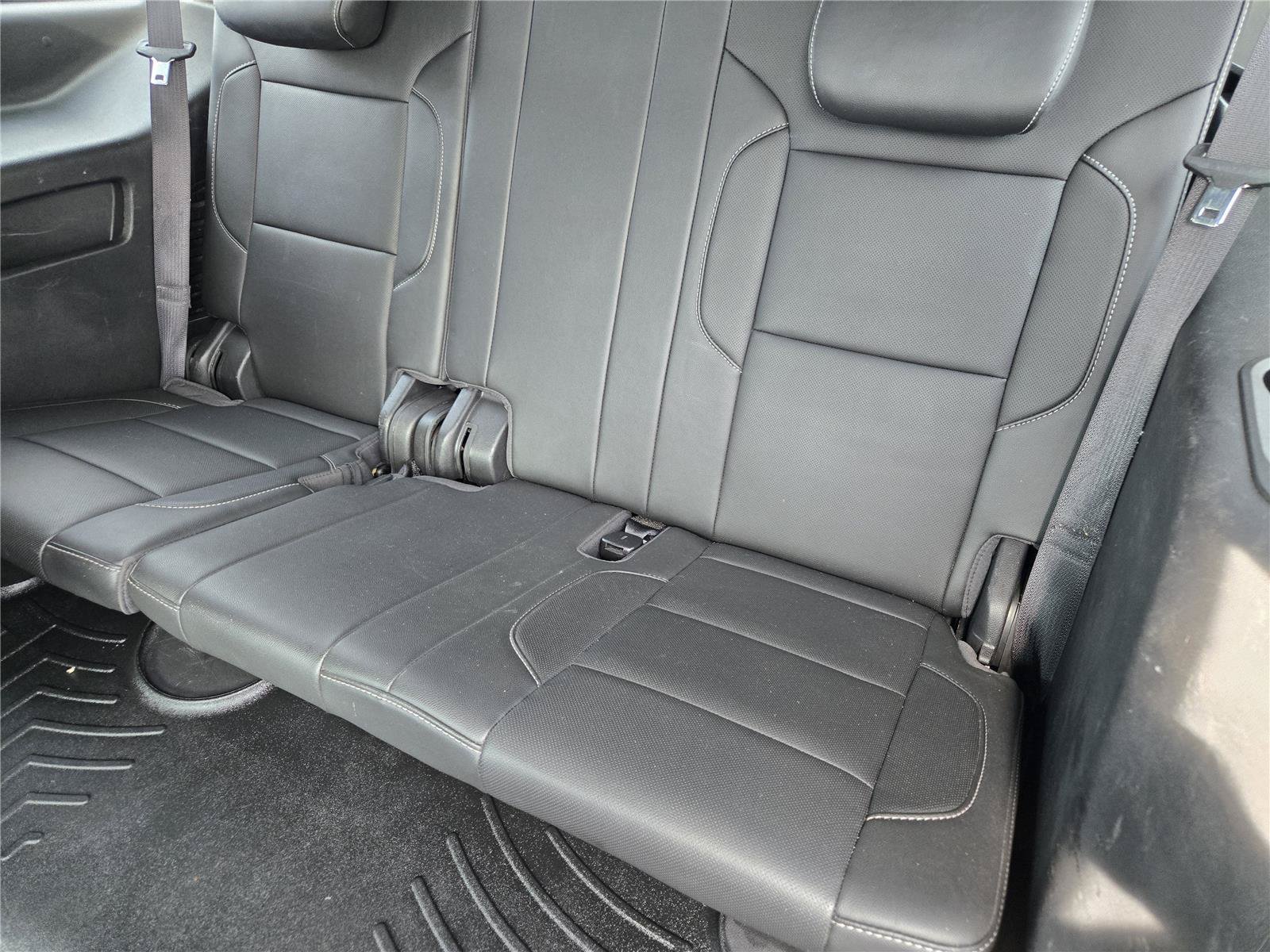 Used 2018 Chevrolet Tahoe Premier AWD/4WD image 29