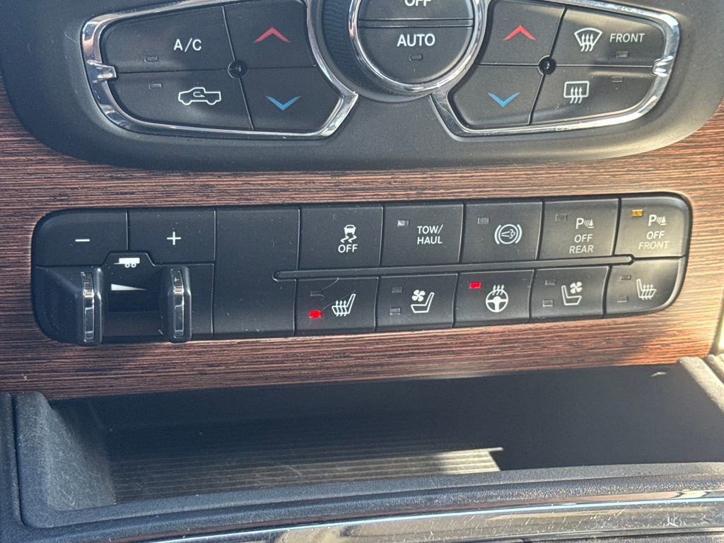 Used 2018 RAM 2500 Laramie w/ Cold Weather Group AWD/4WD image 45
