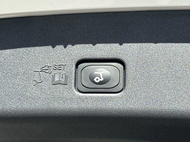 New 2026 Lincoln Nautilus Premier w/ Equipment Group 102A image 23