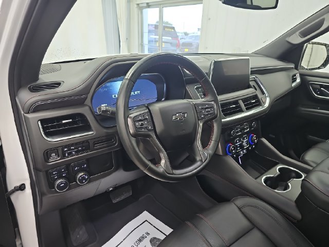 Used 2024 Chevrolet Suburban RST w/ Luxury Package AWD/4WD image 38