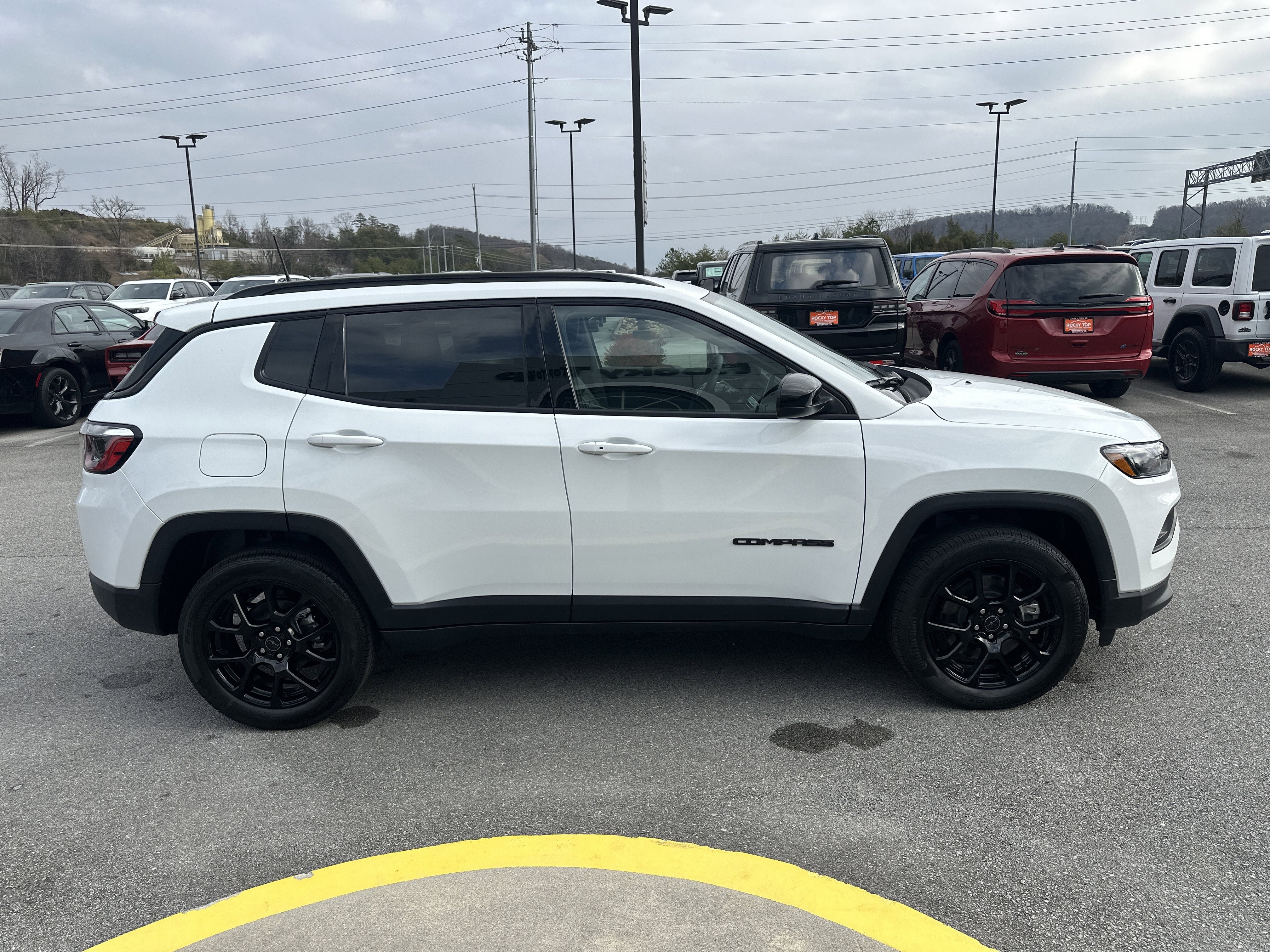New 2026 Jeep Compass Latitude AWD/4WD image 6