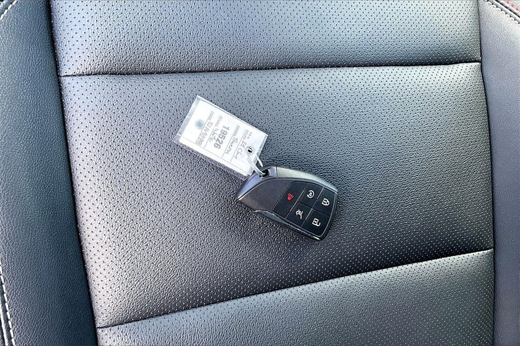 Used 2025 Chevrolet Traverse Z71 w/ Driver Confidence Package image 34