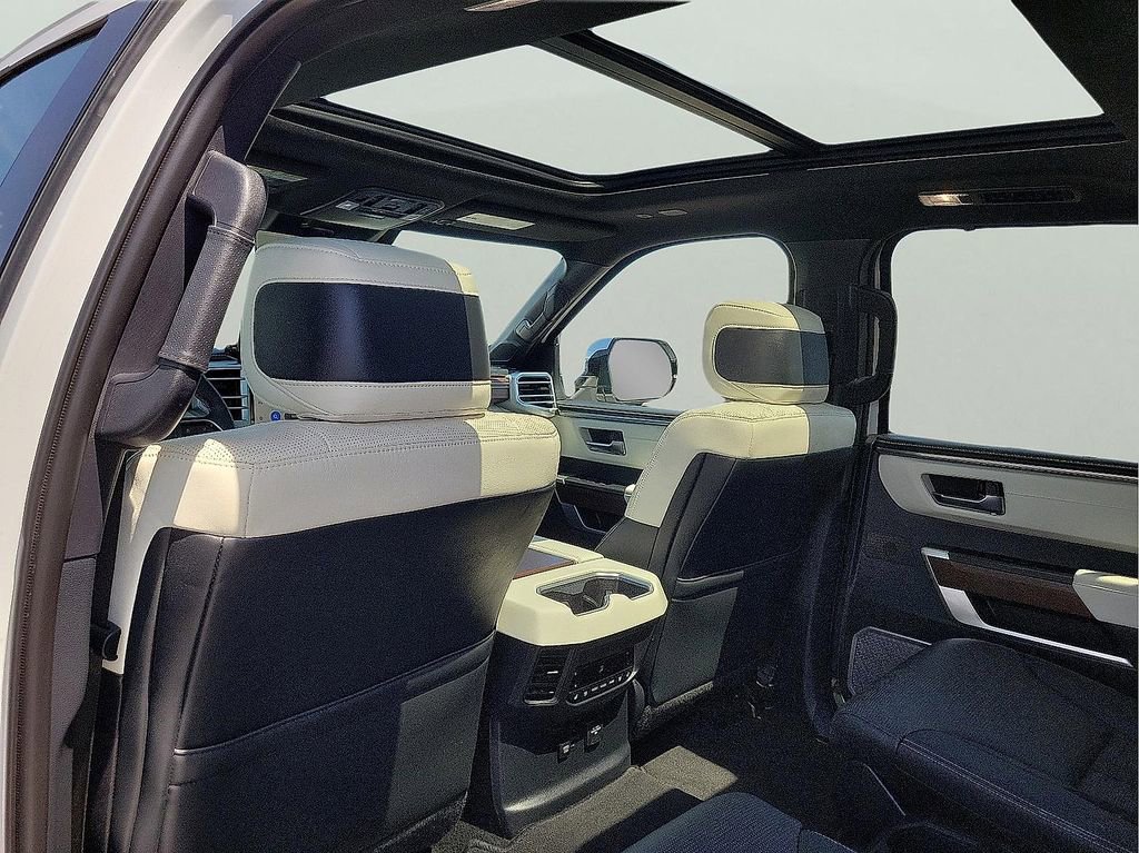 Used 2024 Toyota Sequoia Capstone image 12