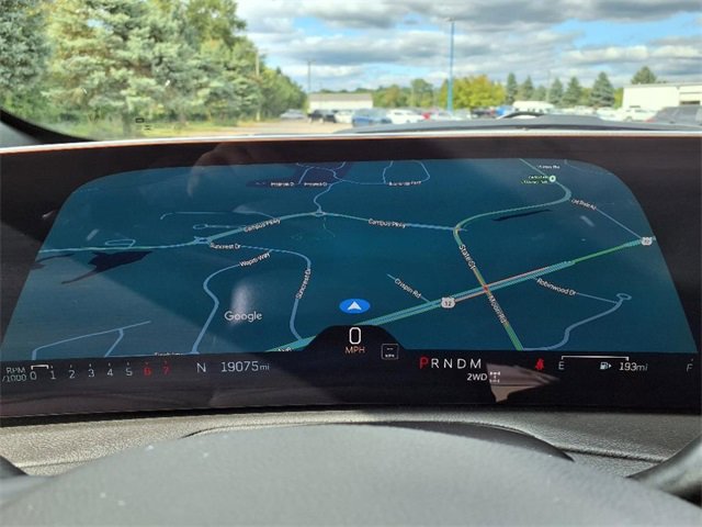 Used 2025 Cadillac XT4 Premium Luxury image 17