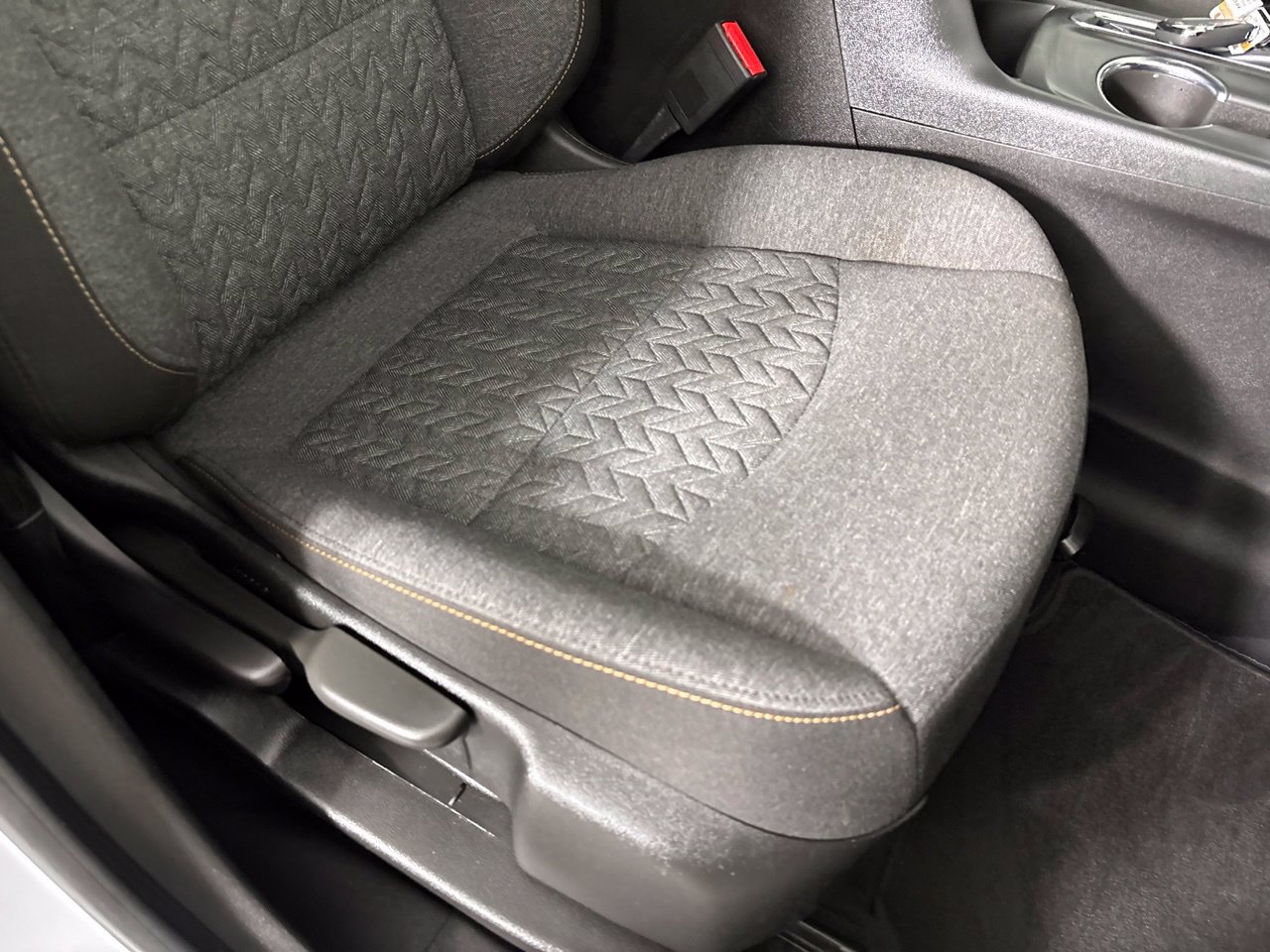 Used 2022 Chevrolet Equinox LT FWD image 32