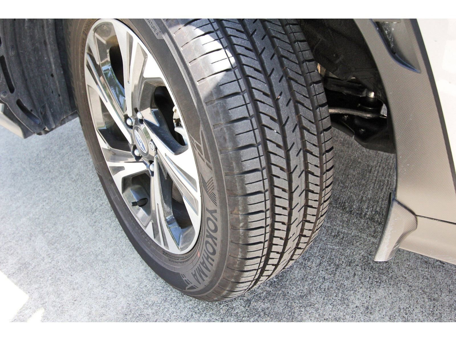 Certified 2025 Subaru Crosstrek 2.0i Premium image 32