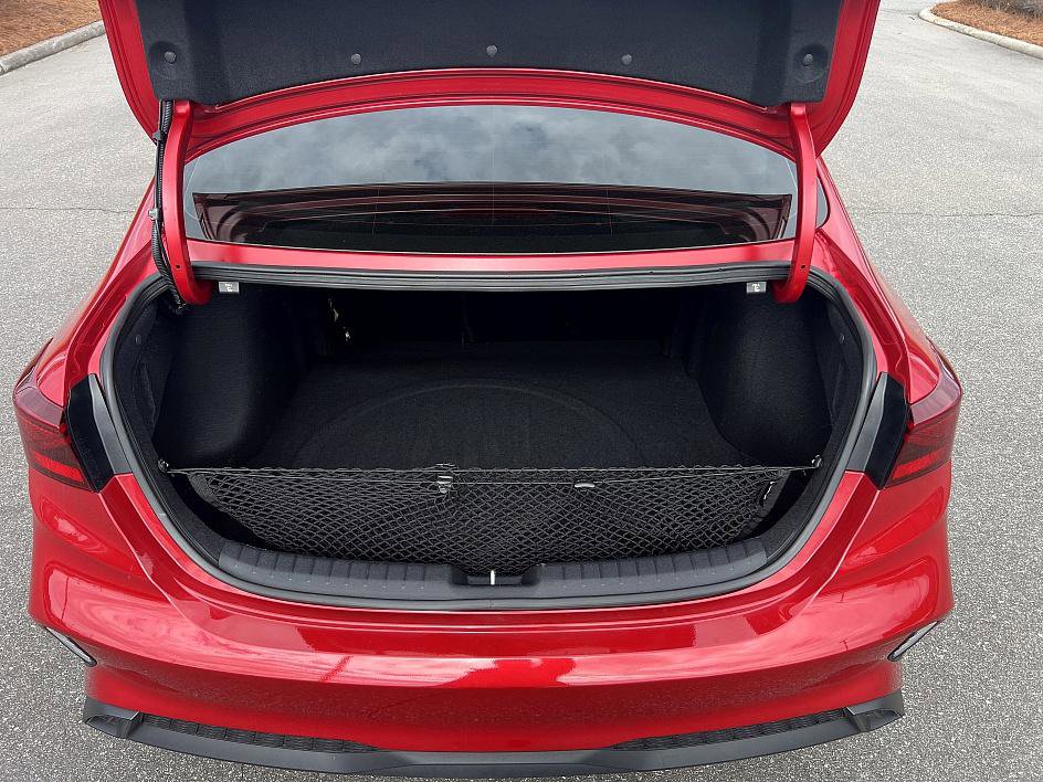 Used 2024 Kia Forte LXS w/ LXS Technology Package image 15