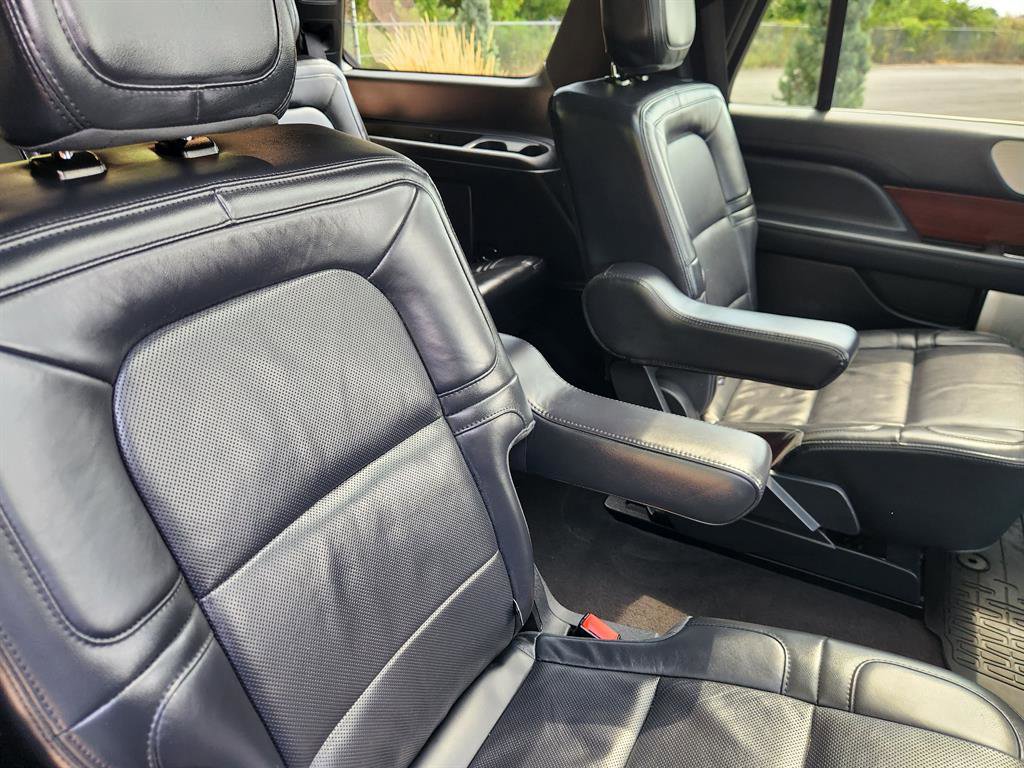 Used 2023 Lincoln Navigator Reserve image 20