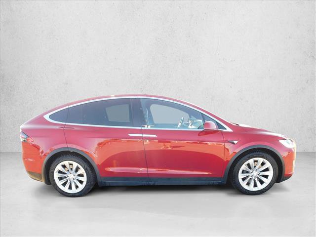 Used 2017 Tesla Model X 90D AWD/4WD image 4