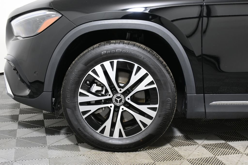 Certified 2025 Mercedes-Benz GLA 250 4MATIC image 11