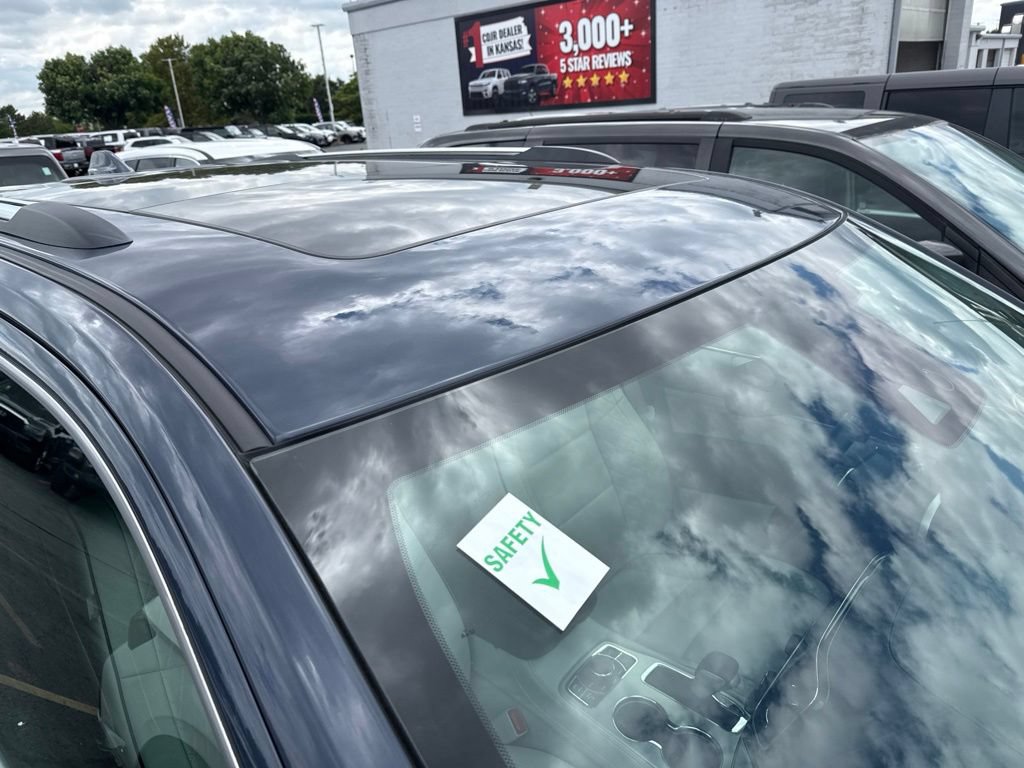 Used 2019 Jeep Grand Cherokee Summit AWD/4WD image 18