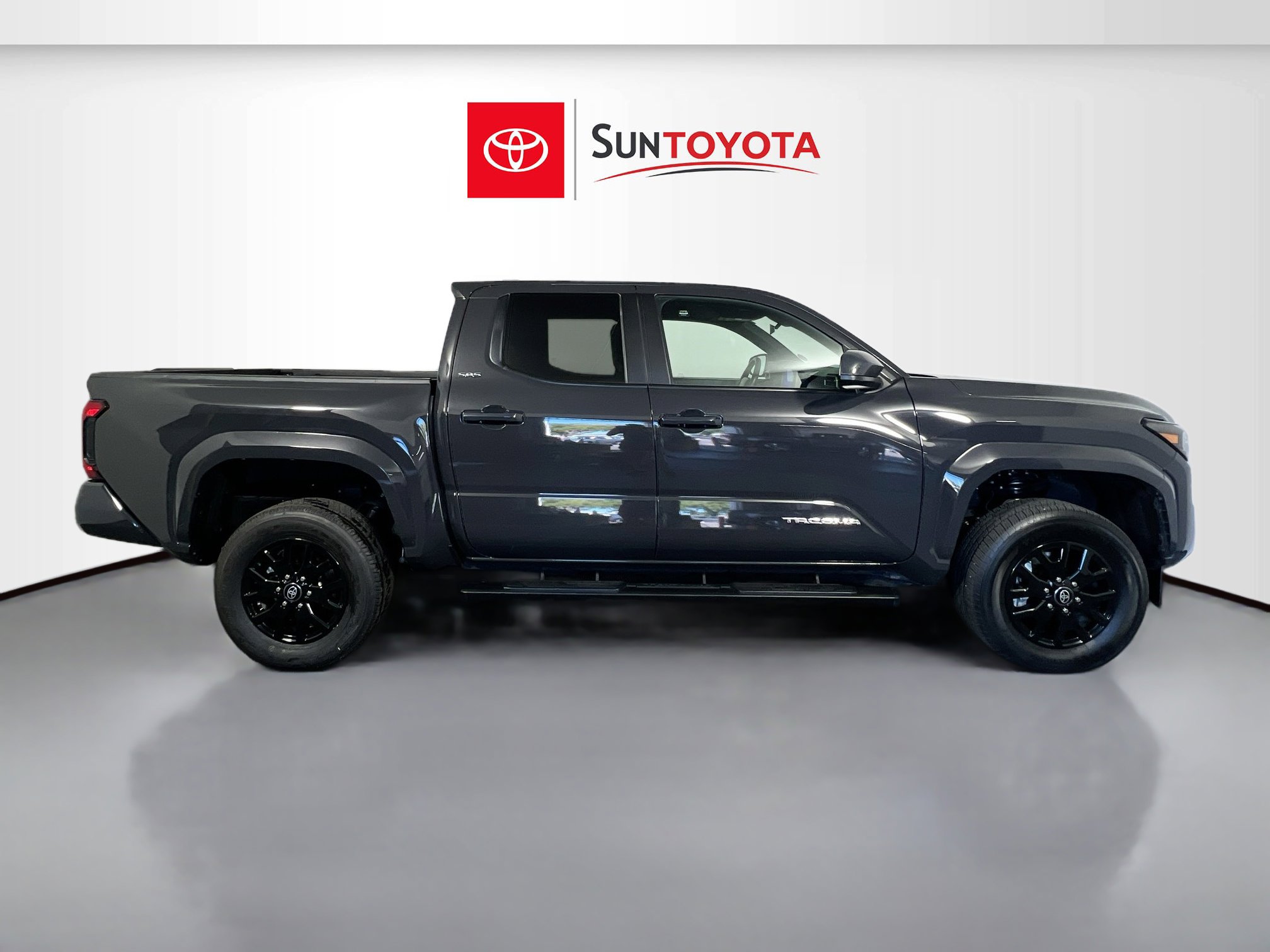 Used 2024 Toyota Tacoma SR5 RWD image 2