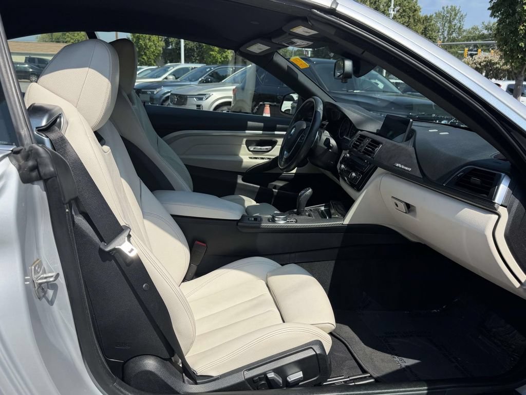 Used 2018 BMW 440i xDrive Convertible AWD/4WD image 12