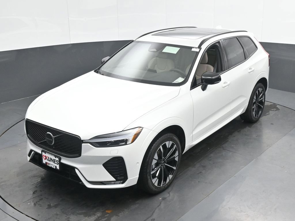 New 2026 Volvo XC60 B5 Plus w/ Climate Package image 35