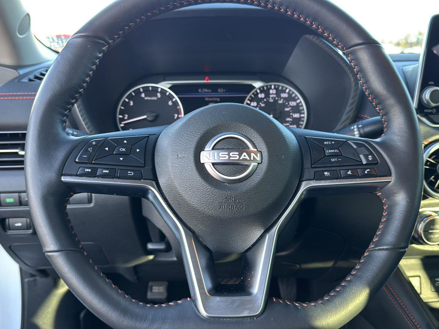 Used 2024 Nissan Sentra SR w/ SR Premium Package image 17