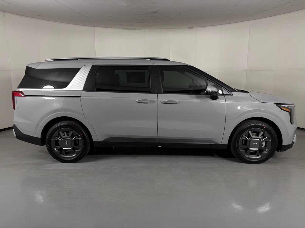 New 2026 Kia Carnival EX FWD image 9