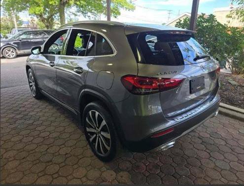 Used 2021 Mercedes-Benz GLA 250 4MATIC image 3