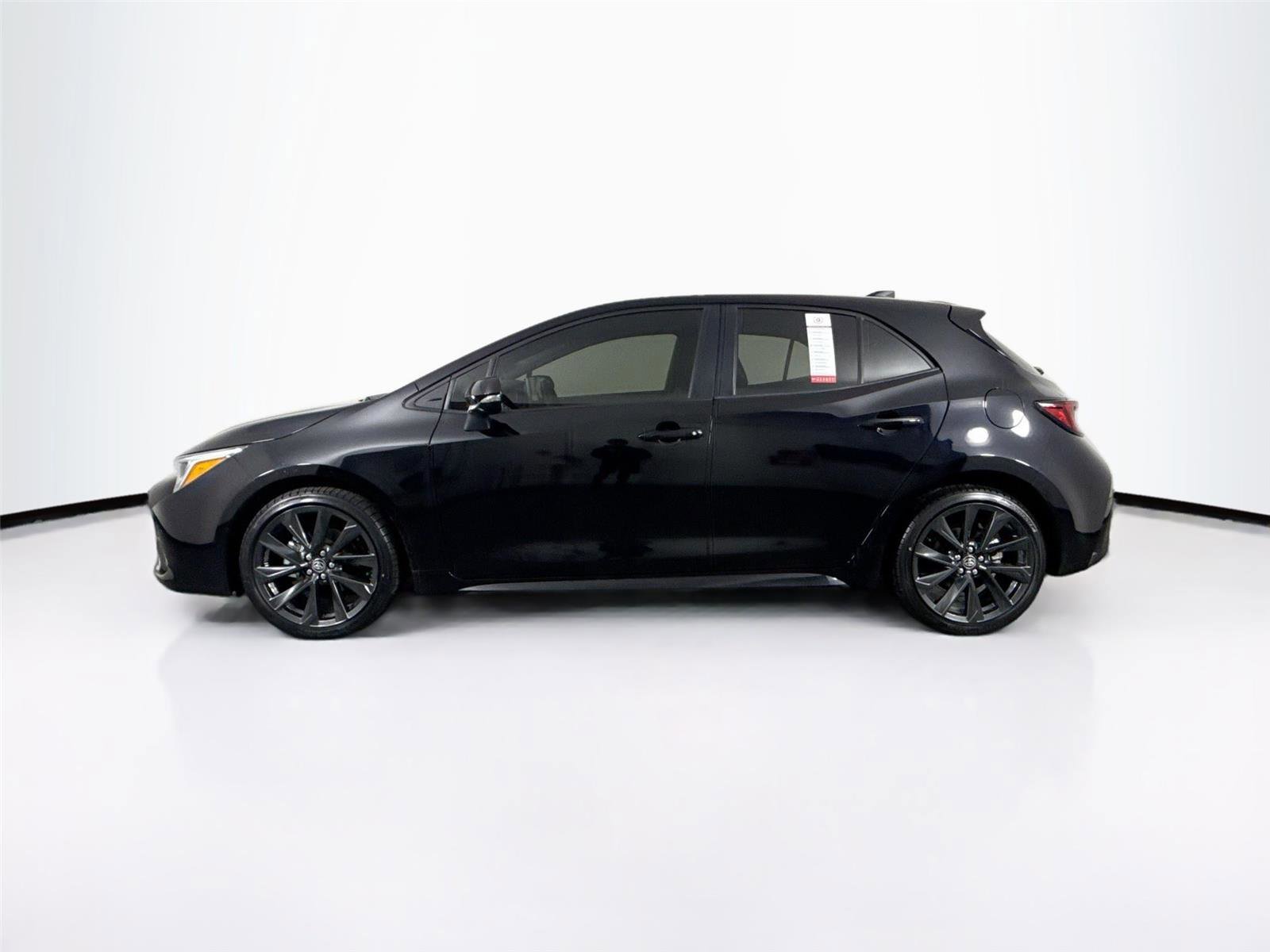Certified 2025 Toyota Corolla XSE FWD image 14