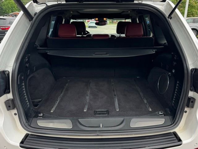 Used 2017 Jeep Grand Cherokee SRT AWD/4WD image 13