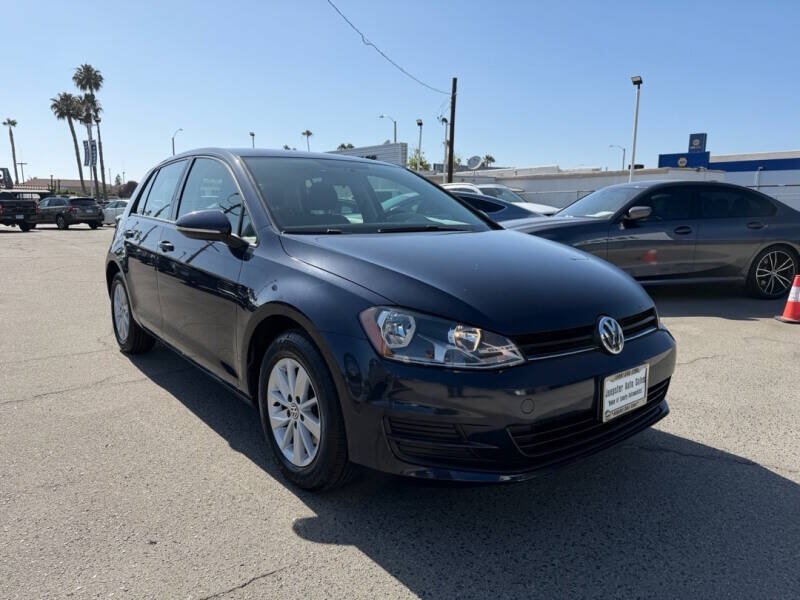 Used 2016 Volkswagen Golf SE FWD image 4