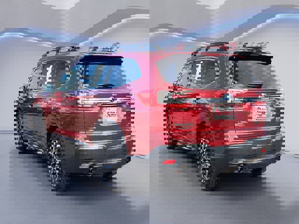 Used 2023 Subaru Ascent Limited w/ Technology Package image 3