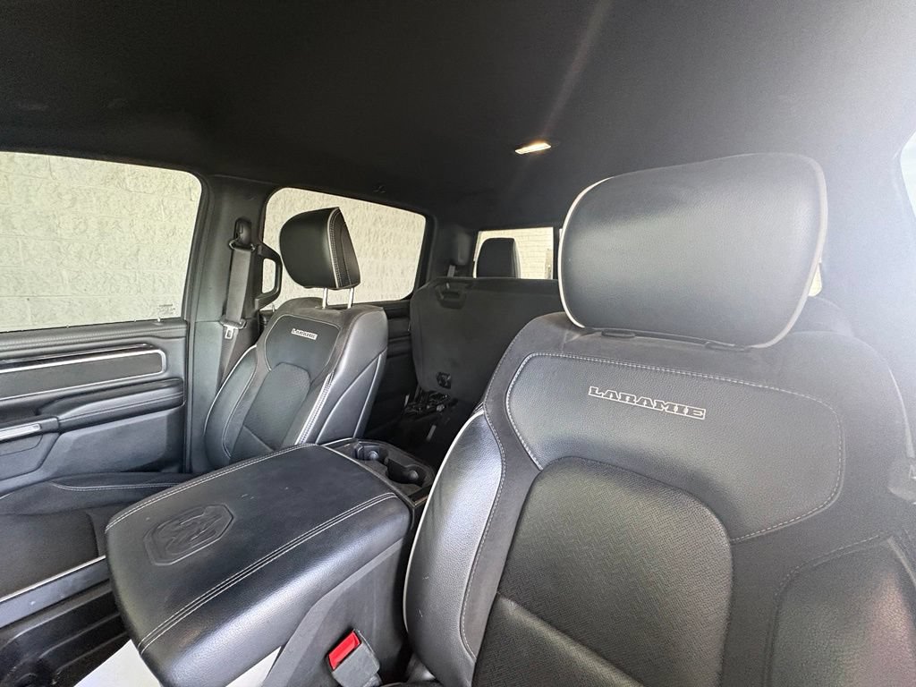 Used 2021 RAM 1500 Laramie AWD/4WD image 2