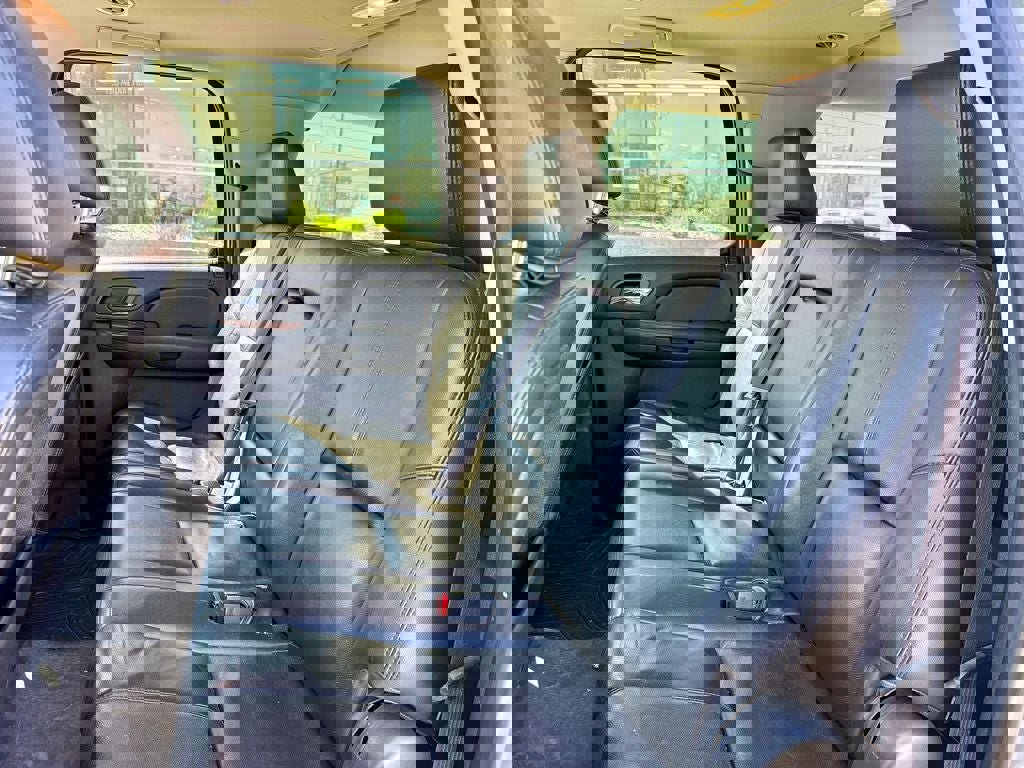 Used 2013 GMC Yukon XL SLT AWD/4WD image 11