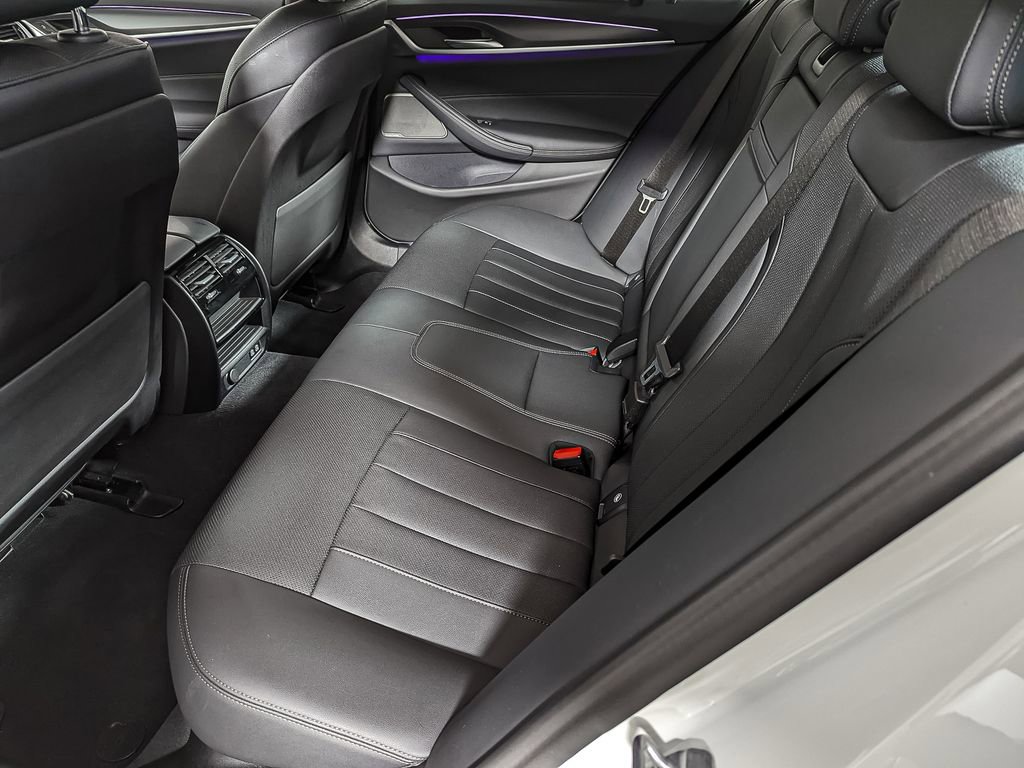 Certified 2023 BMW 530e xDrive w/ Premium Package image 48