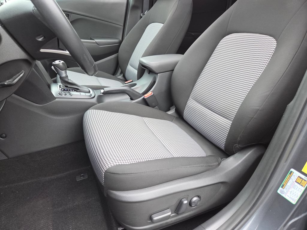 Used 2020 Hyundai Kona SEL Plus AWD/4WD image 31