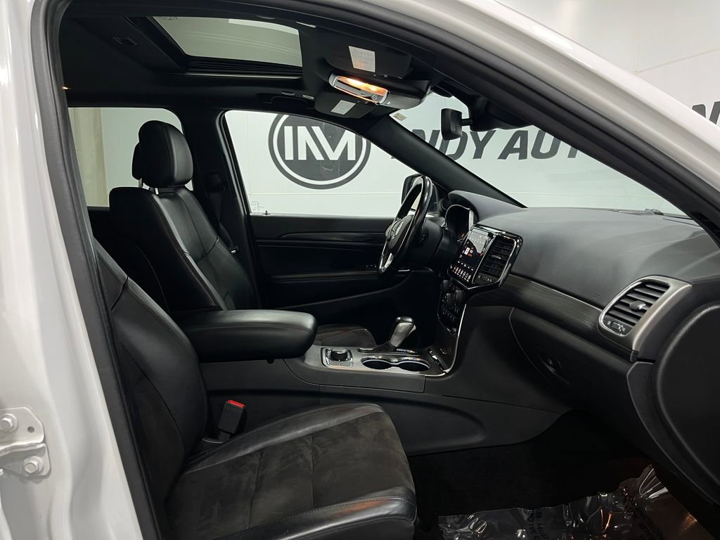 Used 2020 Jeep Grand Cherokee Laredo w/ Quick Order Package 2BN North image 33